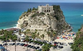 Villa Vera Tropea - free parking
